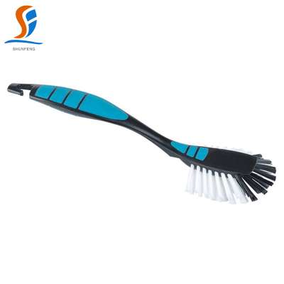 plastic dish brush